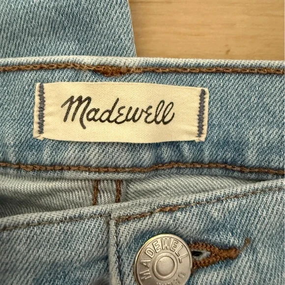 Madewell jeans - the perfect vintage straight jean - Picture 3 of 5